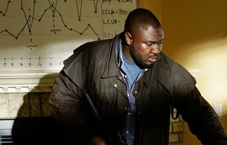 Nonso Anozie - Zoo - Wybrukowana na żółto droga - Z filmu