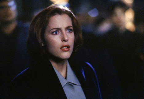 Gillian Anderson - The X-Files - Patient X - Photos