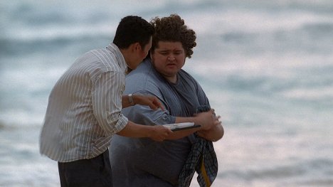 Jorge Garcia - Lost - Pilot: Part 2 - Photos