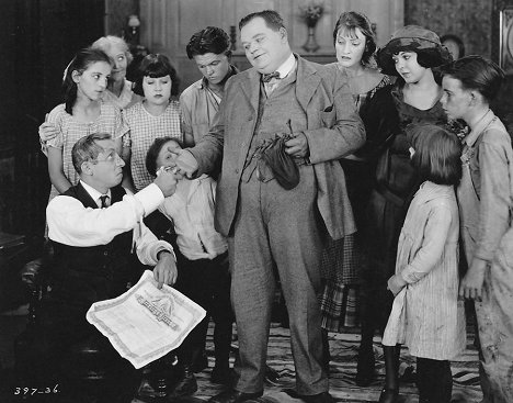 Roscoe 'Fatty' Arbuckle, Lila Lee - The Fast Freight - Filmfotos