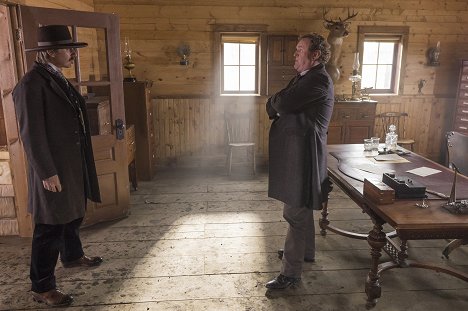 Jake Weber, Colm Meaney - Hell on Wheels - Further West - Photos