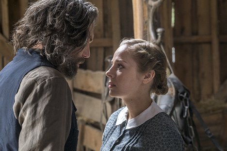Colm Meaney, MacKenzie Porter - Hell on Wheels - Return to the Garden - Photos