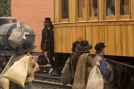 Anson Mount - Hell on Wheels - Done - Photos