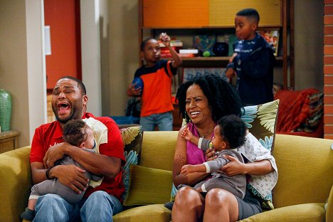 Anthony Anderson, Tempestt Bledsoe - Guys With Kids - Pilot - Filmfotos
