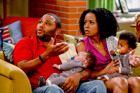 Anthony Anderson, Tempestt Bledsoe - Guys with Kids - Pilot - Photos