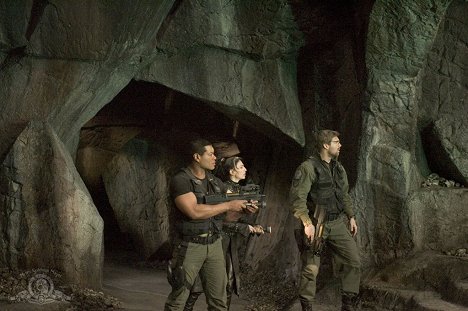 Christopher Judge, Claudia Black, Michael Shanks - Stargate Kommando SG-1 - Avalon - Filmfotos