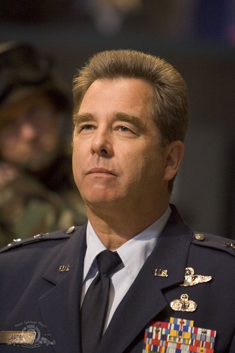 Beau Bridges - Stargate SG-1 - Origin - Photos
