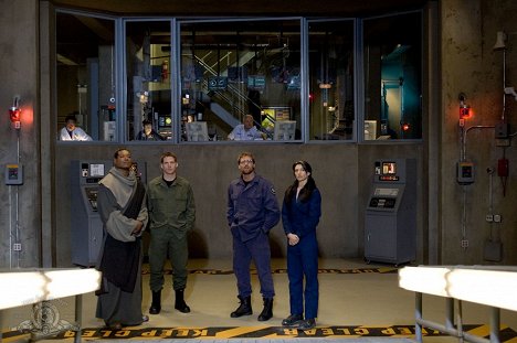 Christopher Judge, Ben Browder, Michael Shanks, Claudia Black - Stargate SG-1 - The Ties That Bind - De la película