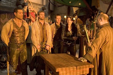 Christopher Judge, Michael Shanks, Ben Browder, Claudia Black - Stargate SG-1 - The Ties That Bind - De filmes