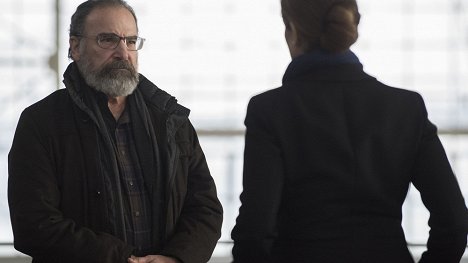 Mandy Patinkin - Ve jménu vlasti - Podvojná pravda - Z filmu