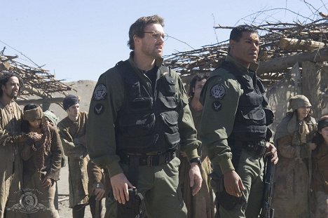 Michael Shanks, Christopher Judge - Stargate Kommando SG-1 - Machtspiele - Filmfotos