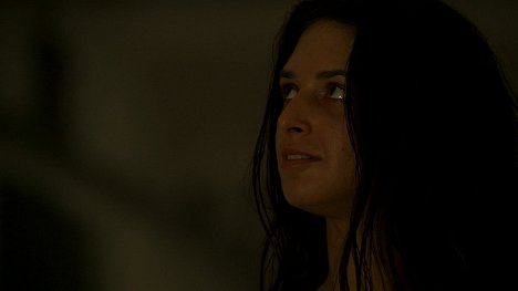 Andrea Gabriel - Perdidos - Solitary - De la película