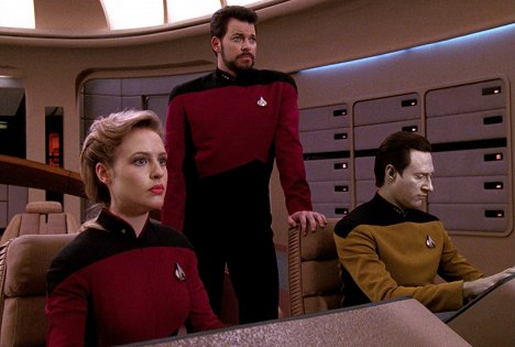 Pamela Winslow, Jonathan Frakes, Brent Spiner - Star Trek: Nová generace - Teoreticky - Z filmu