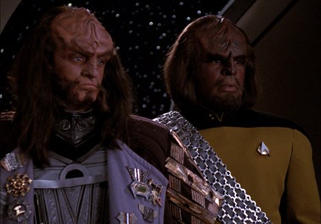 Robert O'Reilly, Michael Dorn - Star Trek: The Next Generation - Redemption - Photos