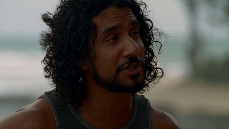 Naveen Andrews - Lost - Homecoming - Van film