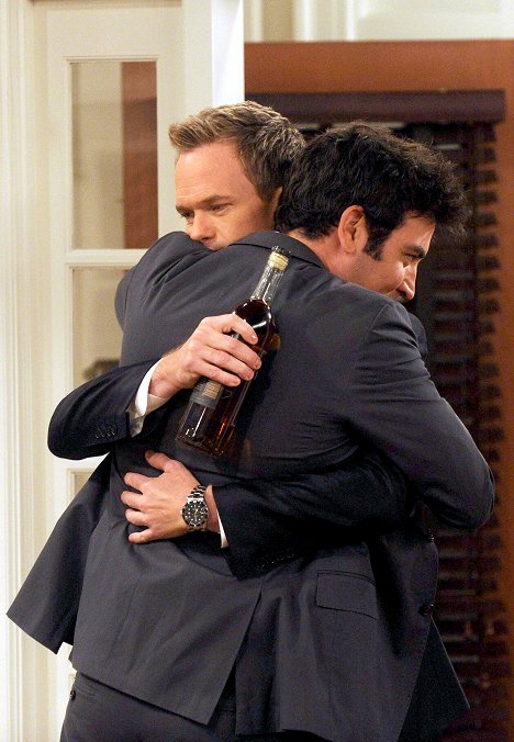 Neil Patrick Harris, Josh Radnor - How I Met Your Mother - Bass Player Wanted - Photos