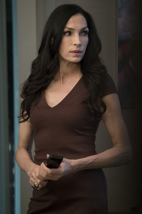 Famke Janssen - Černá listina: Vykoupení - Operace Davenport - Z filmu