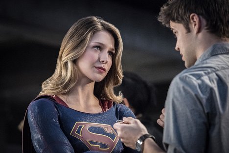 Melissa Benoist - Supergirl - Os destinos se encontram - De filmes