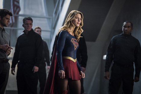Melissa Benoist - Supergirl - Todo en contra - De la película