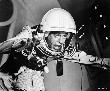 Don Knotts - The Reluctant Astronaut - Z filmu