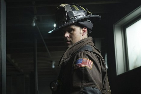 Jesse Spencer - Chicago Fire - Neue Hoffnung - Filmfotos