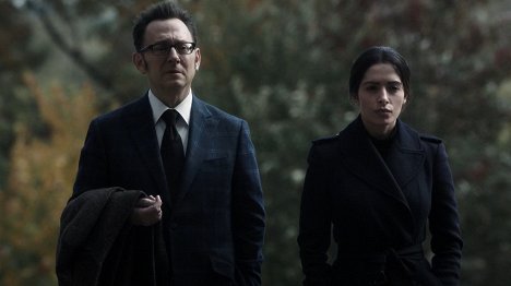 Michael Emerson, Sarah Shahi - Vigilados: Person of Interest - The Devil's Share - De la película