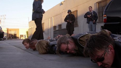 Johnny Lewis, Mark Boone Junior, Tommy Flanagan - Sons of Anarchy - AK-51 - Photos