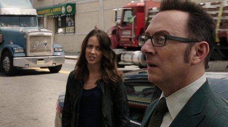 Amy Acker, Michael Emerson - Person Of Interest - Leçon de séduction - Film