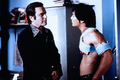 Robert Wagner, Jason Scott Lee - Dračí život Bruce Lee - Z filmu
