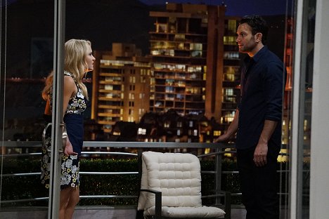 Emily Osment, Jonathan Sadowski - Young & Hungry - Young & Kiki - Do filme