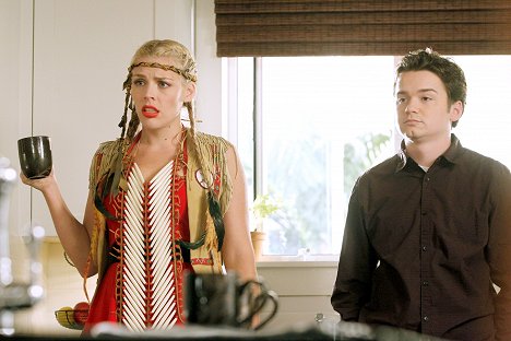Busy Philipps, Dan Byrd - Cougar Town - It'll All Work Out - Van film