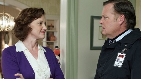 Joan Cusack, Joel Murray - Shameless - Niepokorni - Frank zaginął - Z filmu