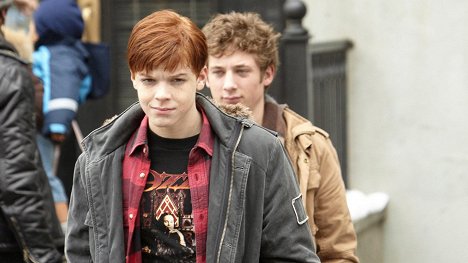 Cameron Monaghan, Jeremy Allen White - Shameless - Nana Gallagher Had an Affair - Photos