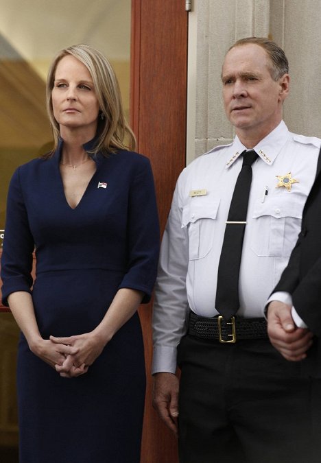 Helen Hunt, Will Patton - Shots Fired - Hour One: Pilot - Do filme