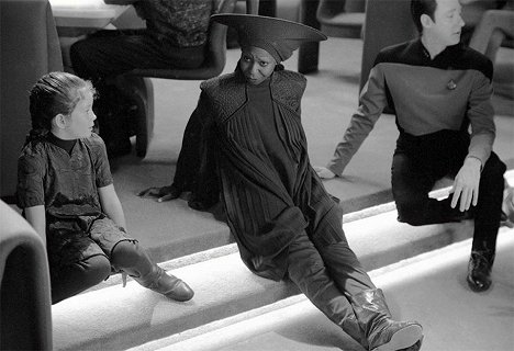 Noley Thornton, Whoopi Goldberg, Brent Spiner - Star Trek: The Next Generation - Imaginary Friend - Making of