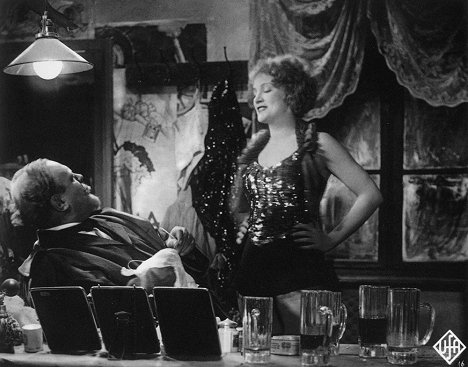 Emil Jannings, Marlene Dietrich - The Blue Angel - Photos