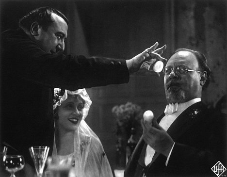 Kurt Gerron, Marlene Dietrich, Emil Jannings - Der blaue Engel - Filmfotos