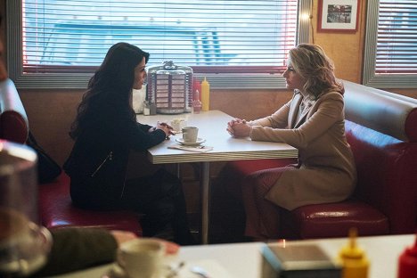 Mädchen Amick - Riverdale - Chapter Eight: The Outsiders - Photos
