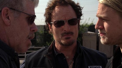 Ron Perlman, Kim Coates, Charlie Hunnam - Sons of Anarchy - Ratte - Filmfotos