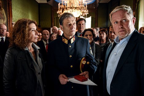 Adele Neuhauser, Alexander Strobele, Hubert Kramar, Harald Krassnitzer - Tatort - Wehrlos - De filmes