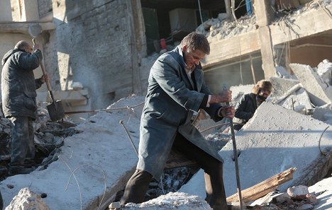 Konstantin Lavronenko - El gran terremoto - De la película