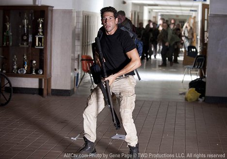 Jon Bernthal - The Walking Dead - Save the Last One - Photos