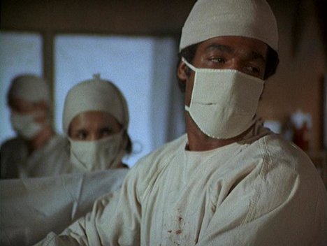Timothy Brown - M*A*S*H - Chief Surgeon Who? - Film