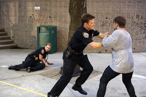 Vanessa Ray, Will Estes - Blue Bloods - Crime Scene New York - Partners - Photos