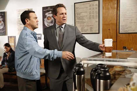 Joe Lo Truglio, Dean Winters - Brooklyn Nine-Nine - O abutre - Do filme