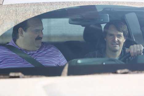 Mel Rodriguez, Will Forte - The Last Man on Earth - She Drives Me Crazy - Photos