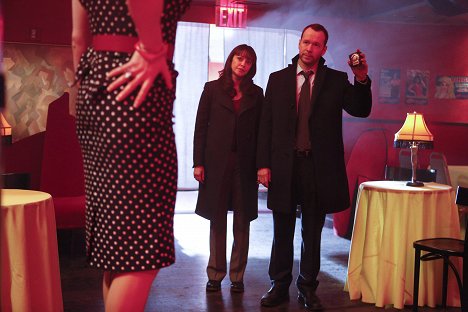 Marisa Ramirez, Donnie Wahlberg - Blue Bloods - Crime Scene New York - Manhattan Queens - Photos