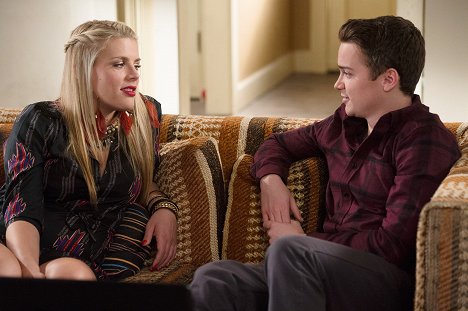 Busy Philipps, Dan Byrd - Cougar Town - L'Amour chien - Film
