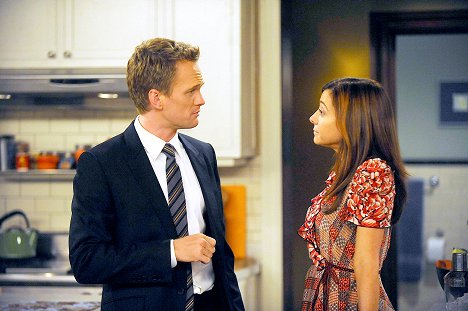 Neil Patrick Harris, Alyson Hannigan - How I Met Your Mother - Bagpipes - Photos
