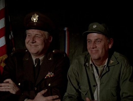 Herb Voland, McLean Stevenson - M*A*S*H – armeijan kenttäsairaala - Ceasefire - Kuvat elokuvasta
